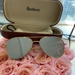Illesteva Gold Aviator Sunglasses